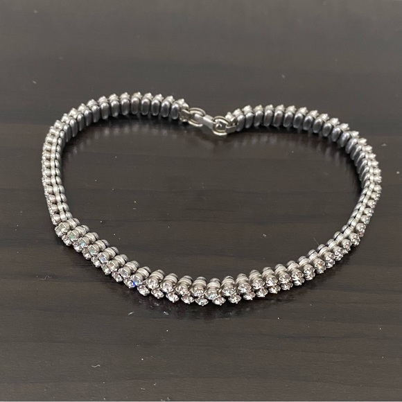 Vintage Clear Rhinestones Silver-tone Expandable Choker Necklace - Picture 5 of 16